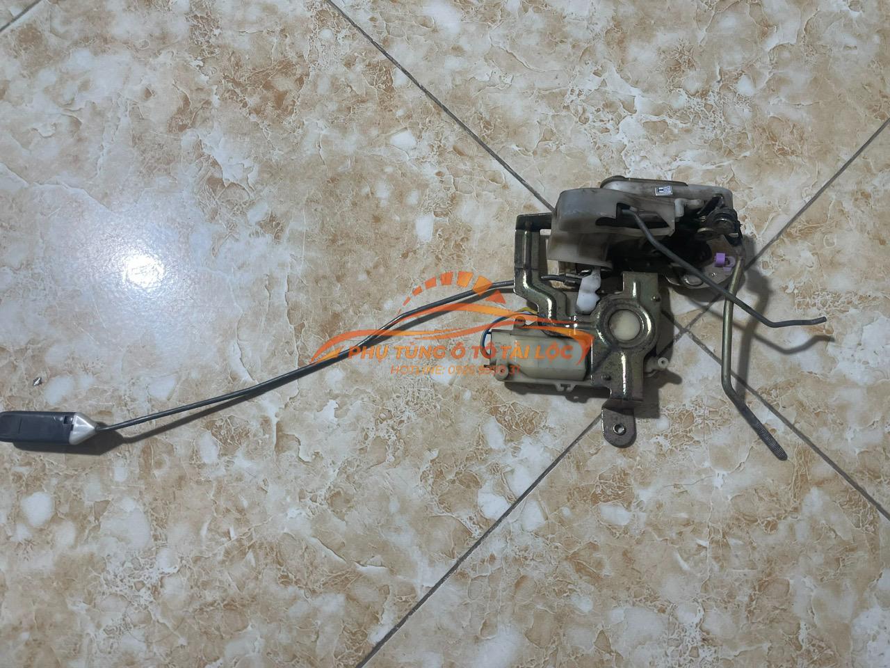 Ổ khóa ngậm trước Ford Ranger Ford Everest 2005-2006 bên phụ - UJ3558310B - Phụ Tùng Tài Lộc - Ảnh 2