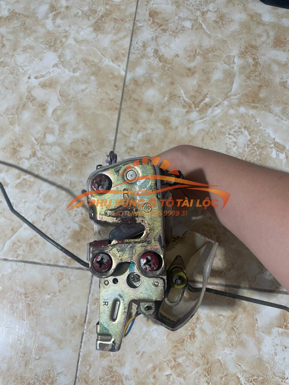 Ổ khóa ngậm trước Ford Ranger Ford Everest 2005-2006 bên phụ - UJ3558310B - Phụ Tùng Tài Lộc - Ảnh 3