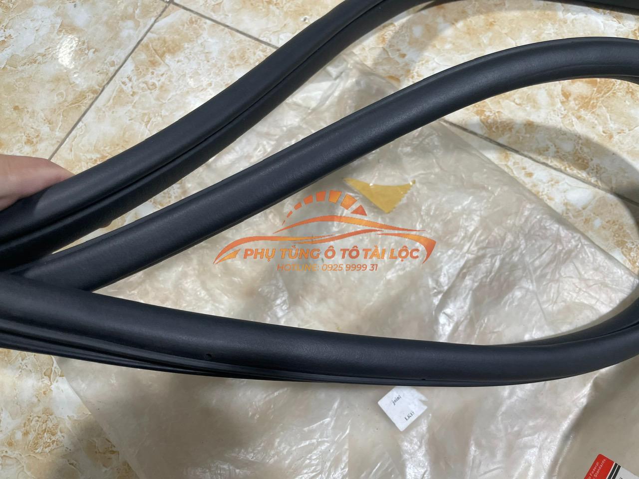 Gioăng khung cửa Ford Mondeo 2004 2007 – LK1S71F20708AA LE1S71F20708AG LE1S71F253A10AG LK1S71F253A10AA - Phụ Tùng Tài Lộc - Ảnh 3