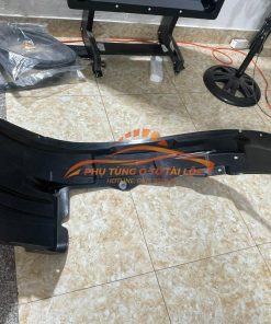 Chắn bùn lòng dè trước Chevrolet Colorado 2013 2020 bên lái 52130705, 52130703 - Phụ Tùng Tài Lộc