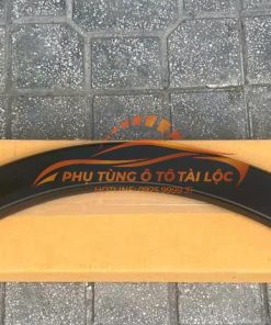 Ốp cửa sau Ford Everest 2022-2025 Xịn - N1VZ7829039AP / N1VZ7829038AP