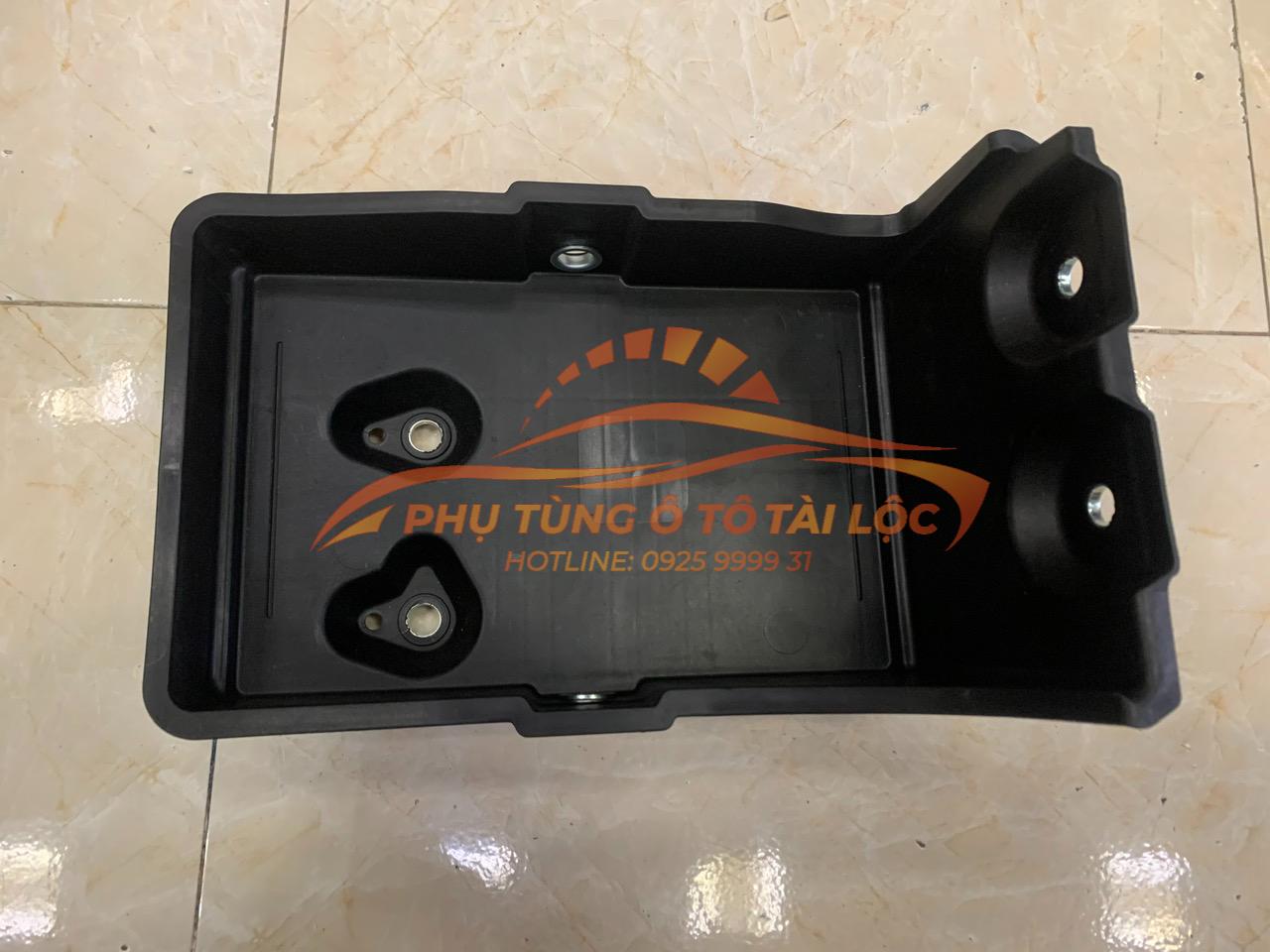 Đế đỡ bình ắc quy Nissan Navara 2014-2022 Xịn - 648604JA1A