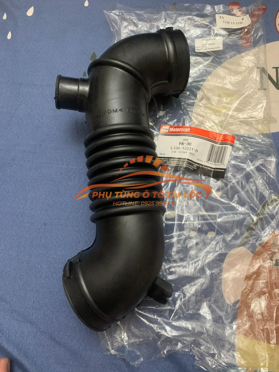 Ống gió nạp Escape 2.3 2005-2013 LD – L33613221D / L33613221C
