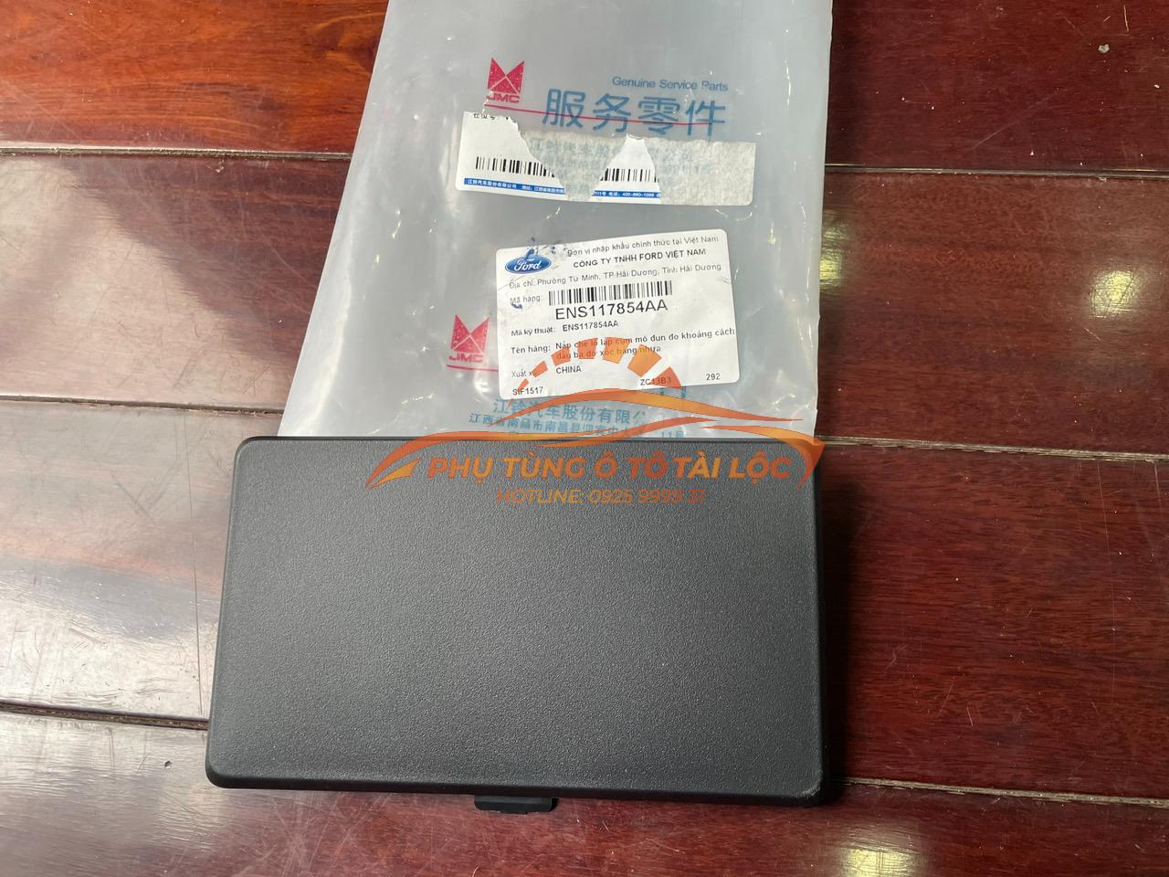 Nắp che lỗ lắp cụm mô đun đo khoảng cách đầu ba đờ xốc bằng nhựa Ford Territory 2020-2025 Xịn - ENS117854AA