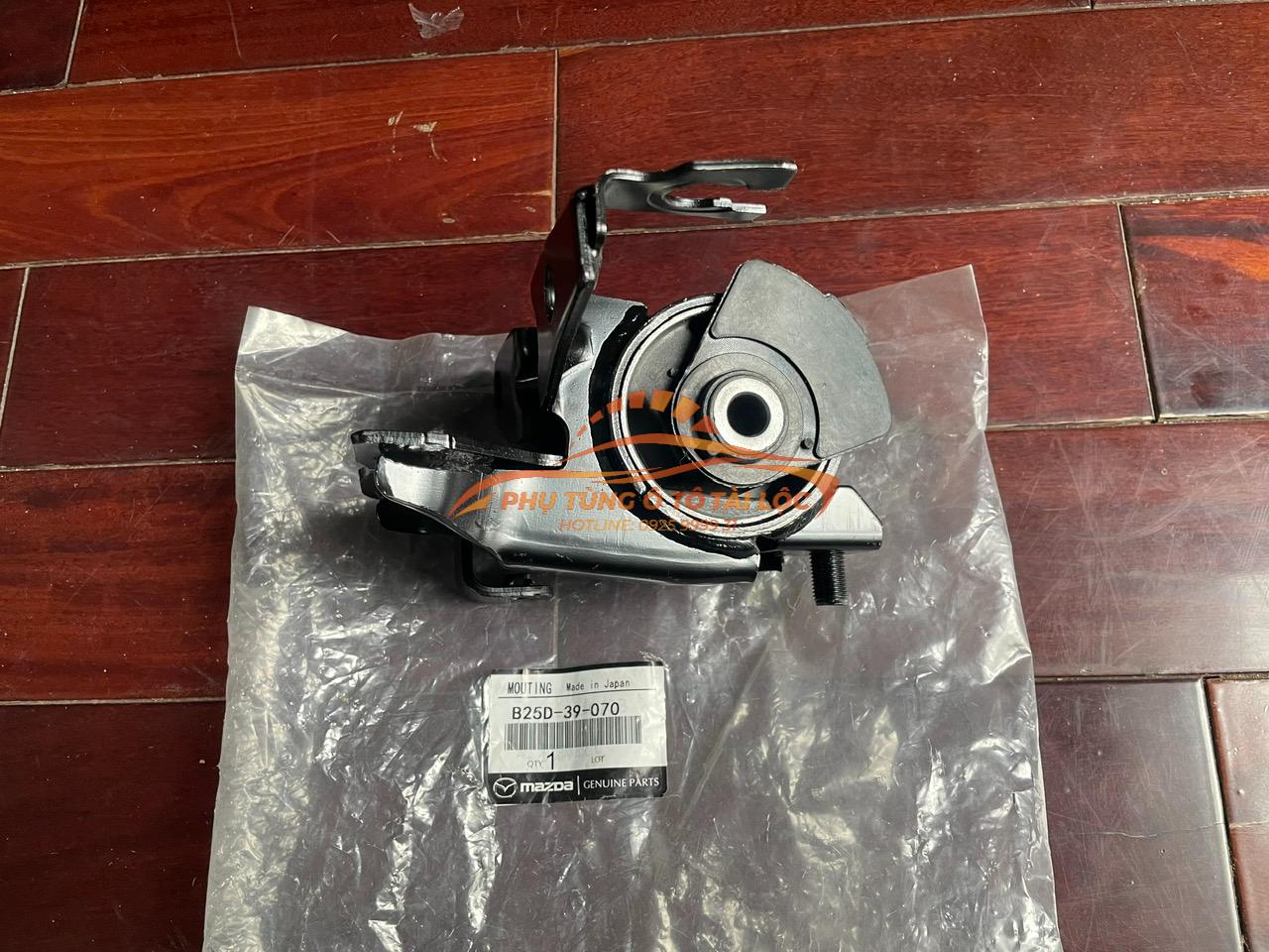 Chân hộp số Ford Laser 2001-2005 LD - B25D39070 / B25D39070C