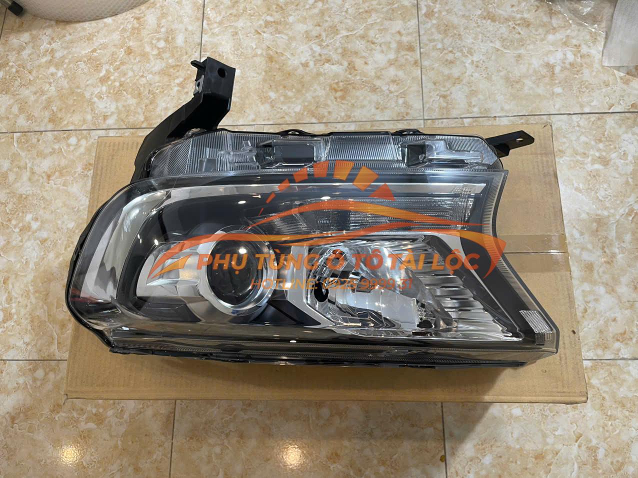 Đèn pha bên lái LH Ford Ranger 3.2 2016-2018 EB3Z13101X / EB3B131011ABC