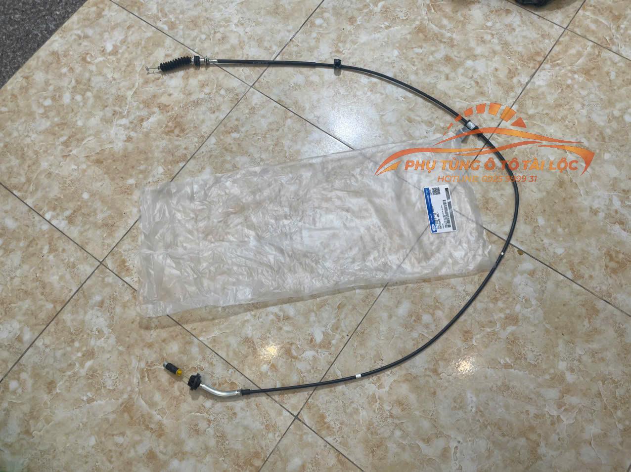 Dây ga Ford Everest 2005 – 2014 Chính Hãng – UJ0841660E / UJ0841660D