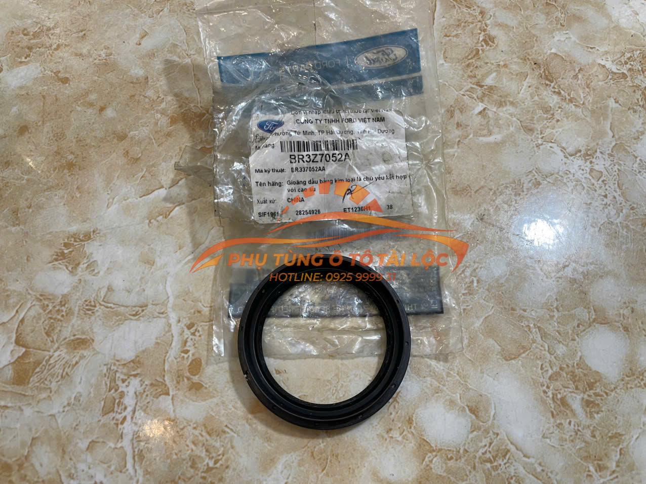 Phớt đuôi hộp số Ford Ranger 2011-2019 BR3Z7052A 6C1R7052AA