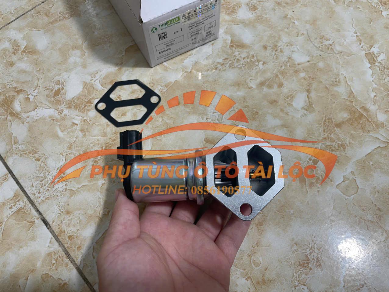 Van không tải Ford Escape 3.0 2001-2004 1L8Z9F715AA