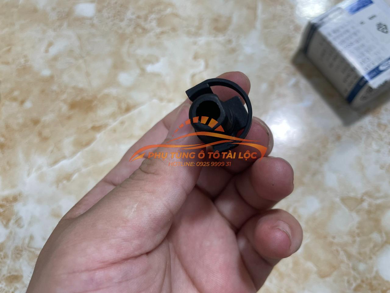 Van thông hơi két nước Ford Fiesta 2011-2018 Xịn - C1B18C362AA - Phụ Tùng Tài Lộc - Ảnh 3