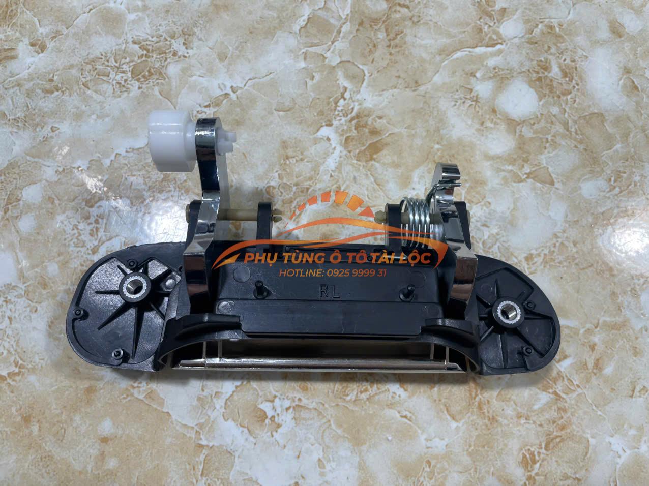 Tay mở cửa Ford Laser 2001-2005 tay mở cửa ngoài Laser sau lái - BVCLX73413CA - Phụ Tùng Tài Lộc - Ảnh 4