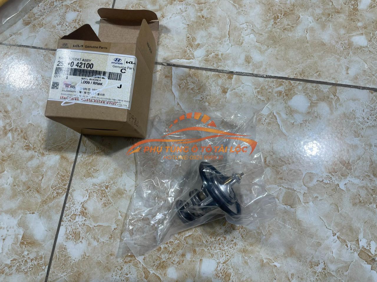 Van hằng nhiệt Hyundai Starex 2000-2020 Xịn - 2551042100 - Phụ Tùng Tài Lộc