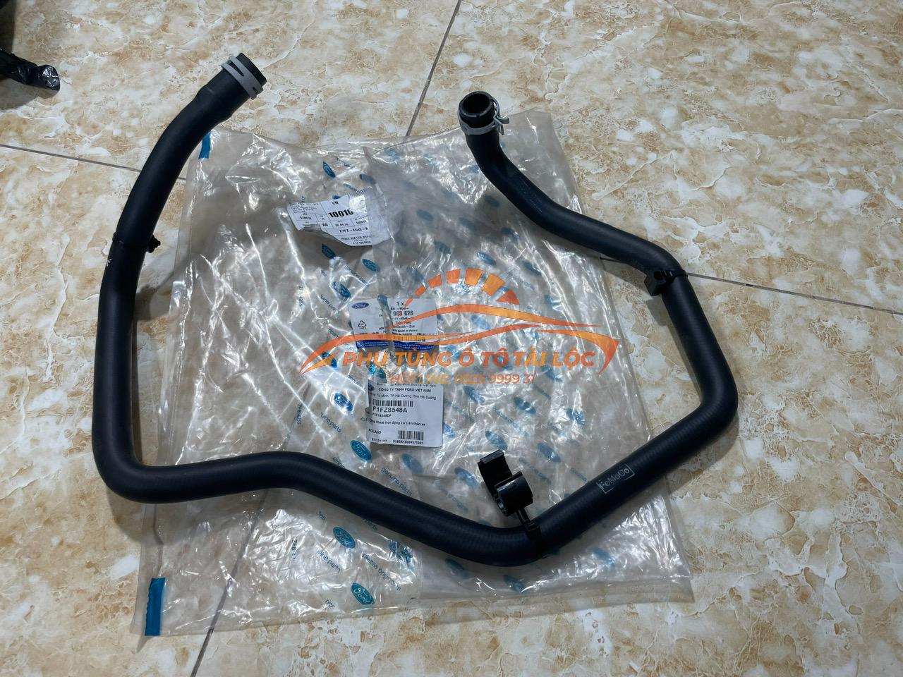 Ống thoát hơi động cơ trên thân xe Ford Focus 2015-2019 - F1FZ8548A / F1F18548DF - Phụ Tùng Tài Lộc