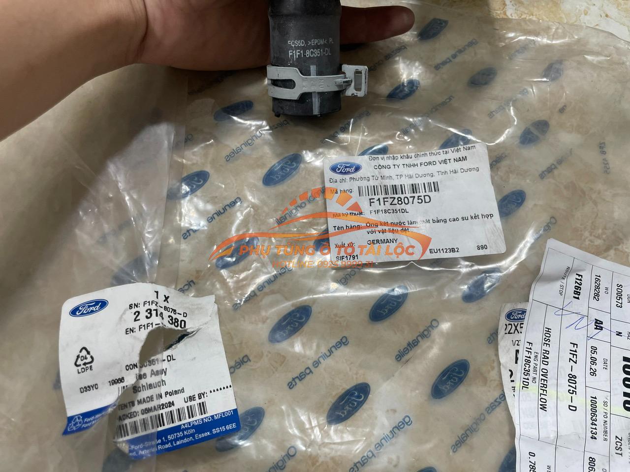 Ống két nước làm mát bằng cao su kết hợp với vật liệu dệt Ford Focus 2015-2019 - F1FZ8075D / F1F118C351DL - Phụ Tùng Tài Lộc - Ảnh 7