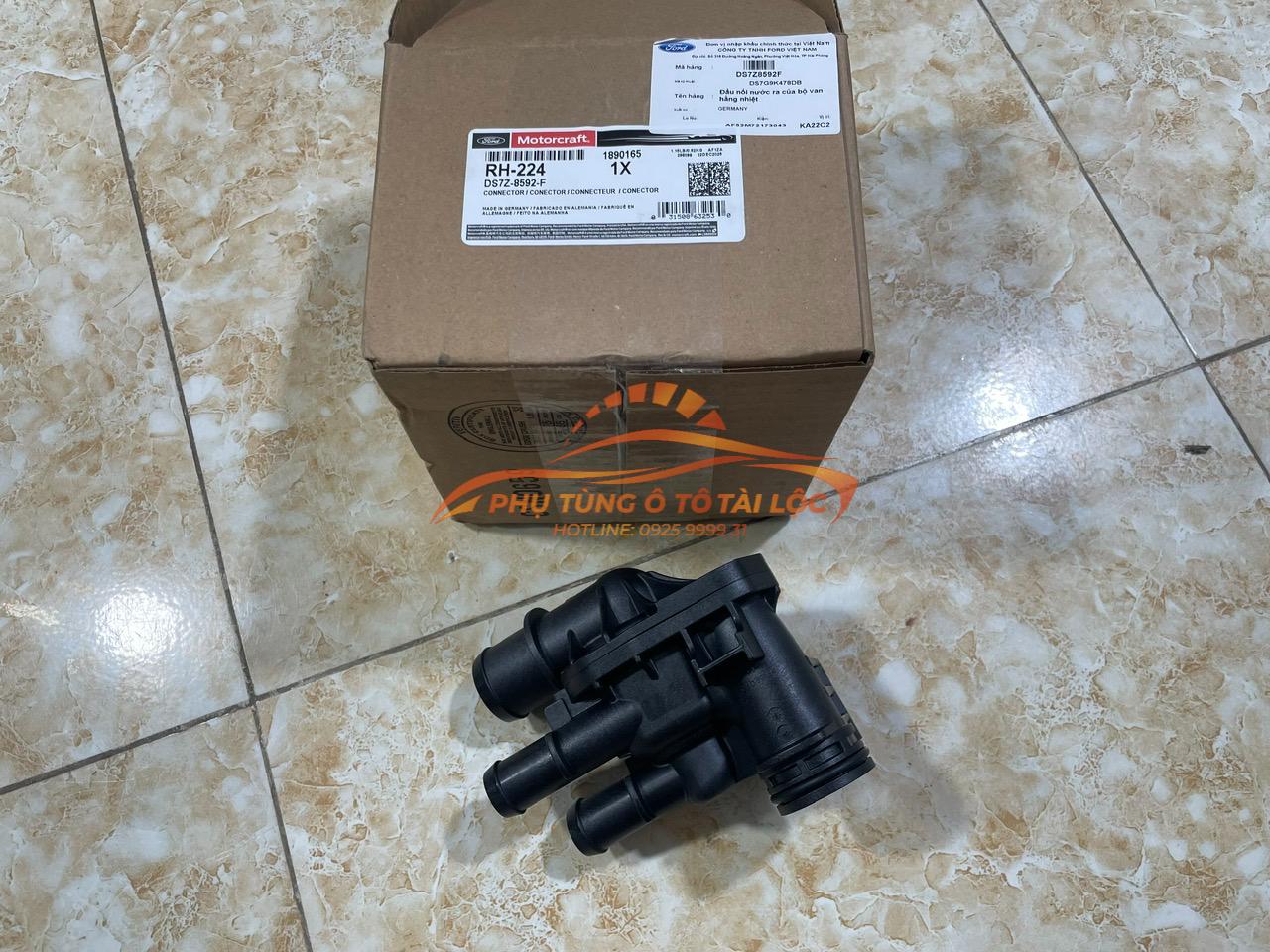 Cụm van hằng nhiệt Ford Focus 1.5 chính hãng DS7Z8592F DS7G9K478DB - Phụ Tùng Tài Lộc