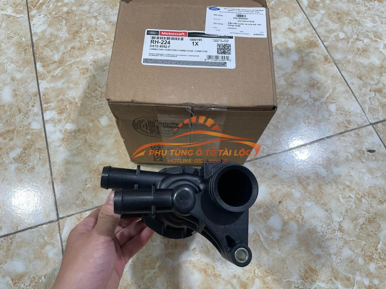 Cụm van hằng nhiệt Ford Focus 1.5 chính hãng DS7Z8592F DS7G9K478DB - Phụ Tùng Tài Lộc - Ảnh 2