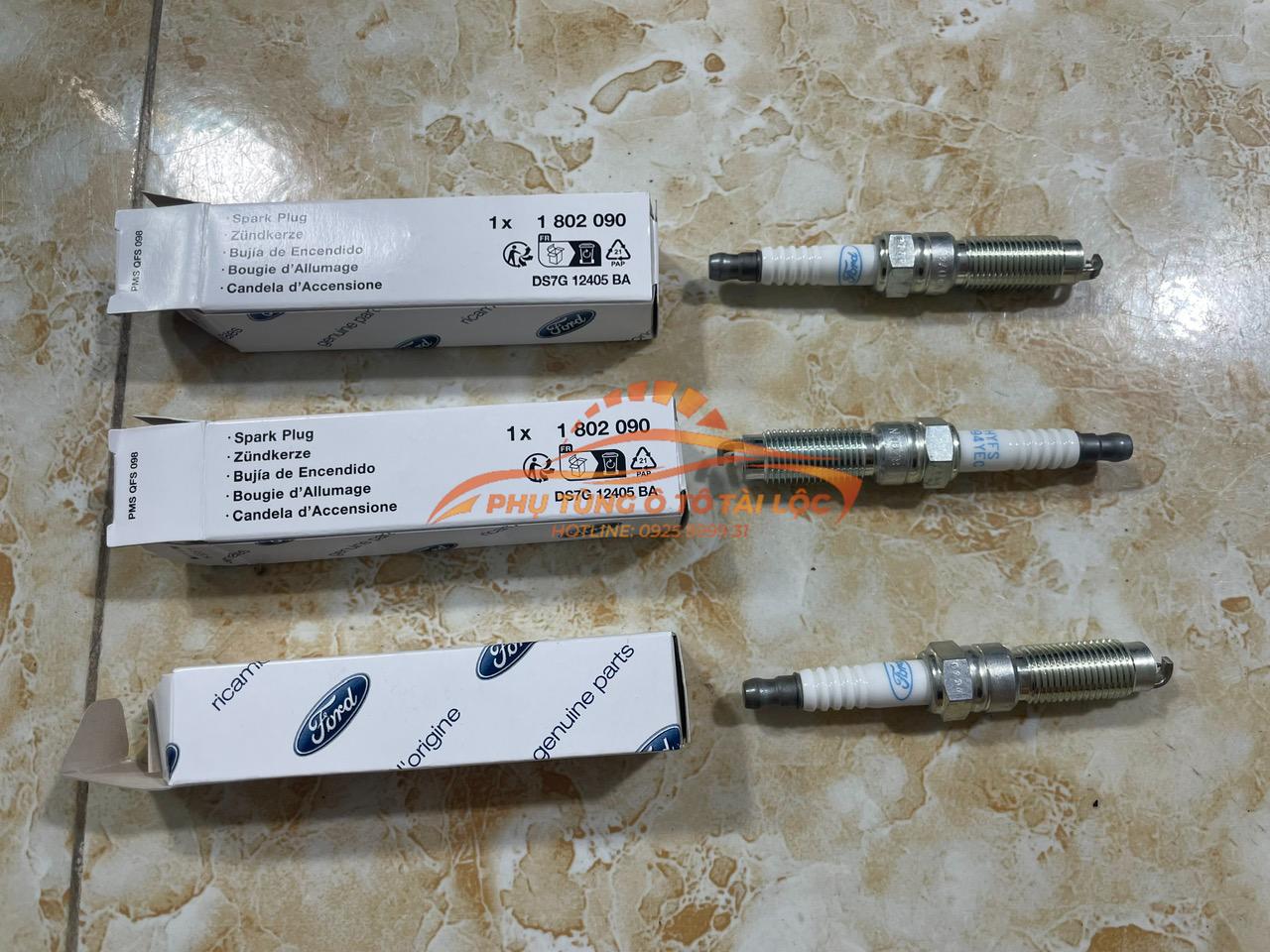 Bugi đánh lửa Ford Focus 2015 16 17 18 Ford Ecosport 1.0 máy Ecoboots DS7G12405BA HYFS094YEC - Phụ Tùng Tài Lộc
