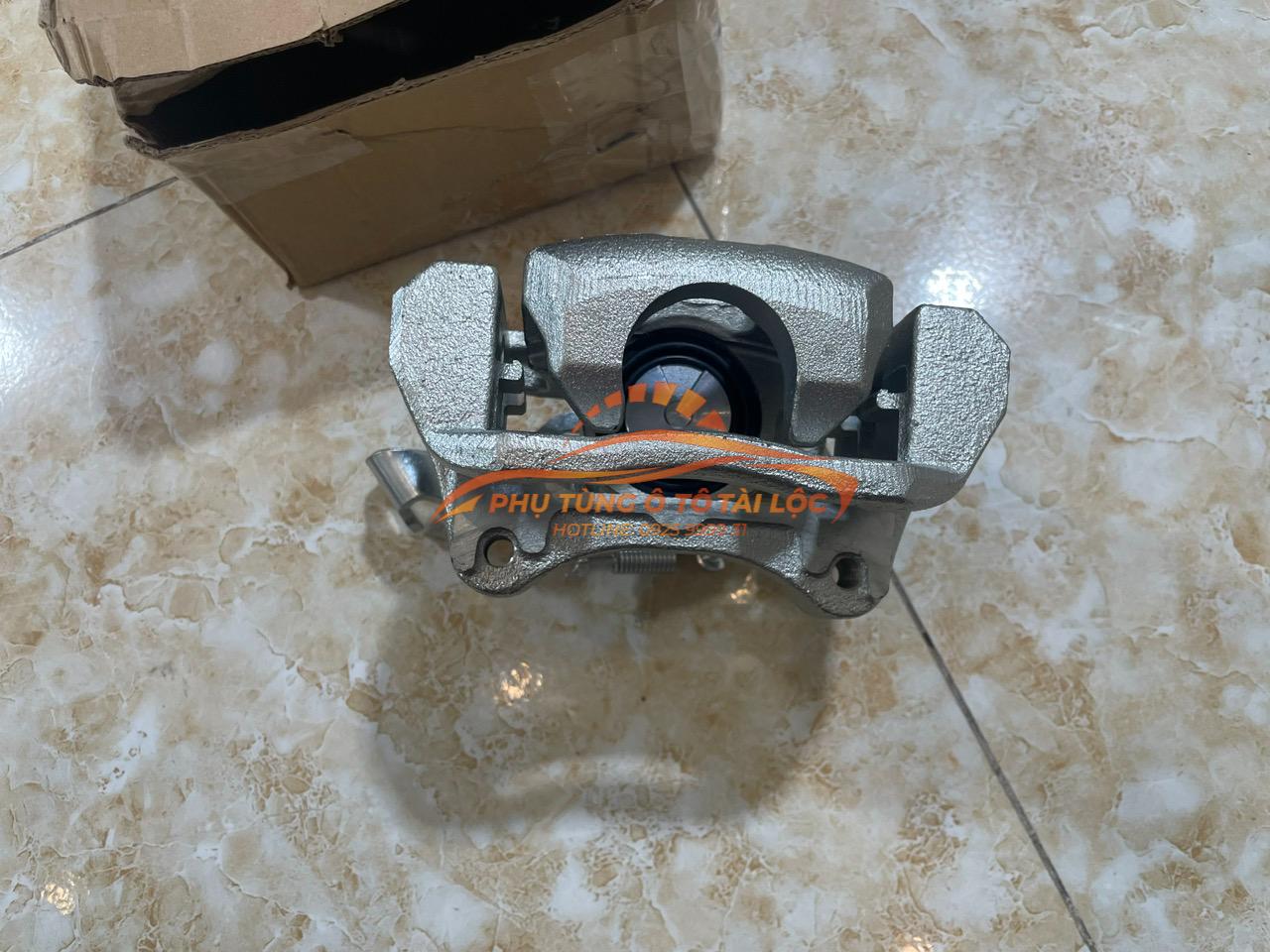 Cụm phanh sau Mazda 6 2014-2018 GHY22661X-GHY22671X