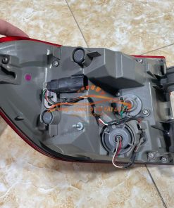 Đèn hậu ngoài Ford Everest 2018-2021 - EB3B13404BF