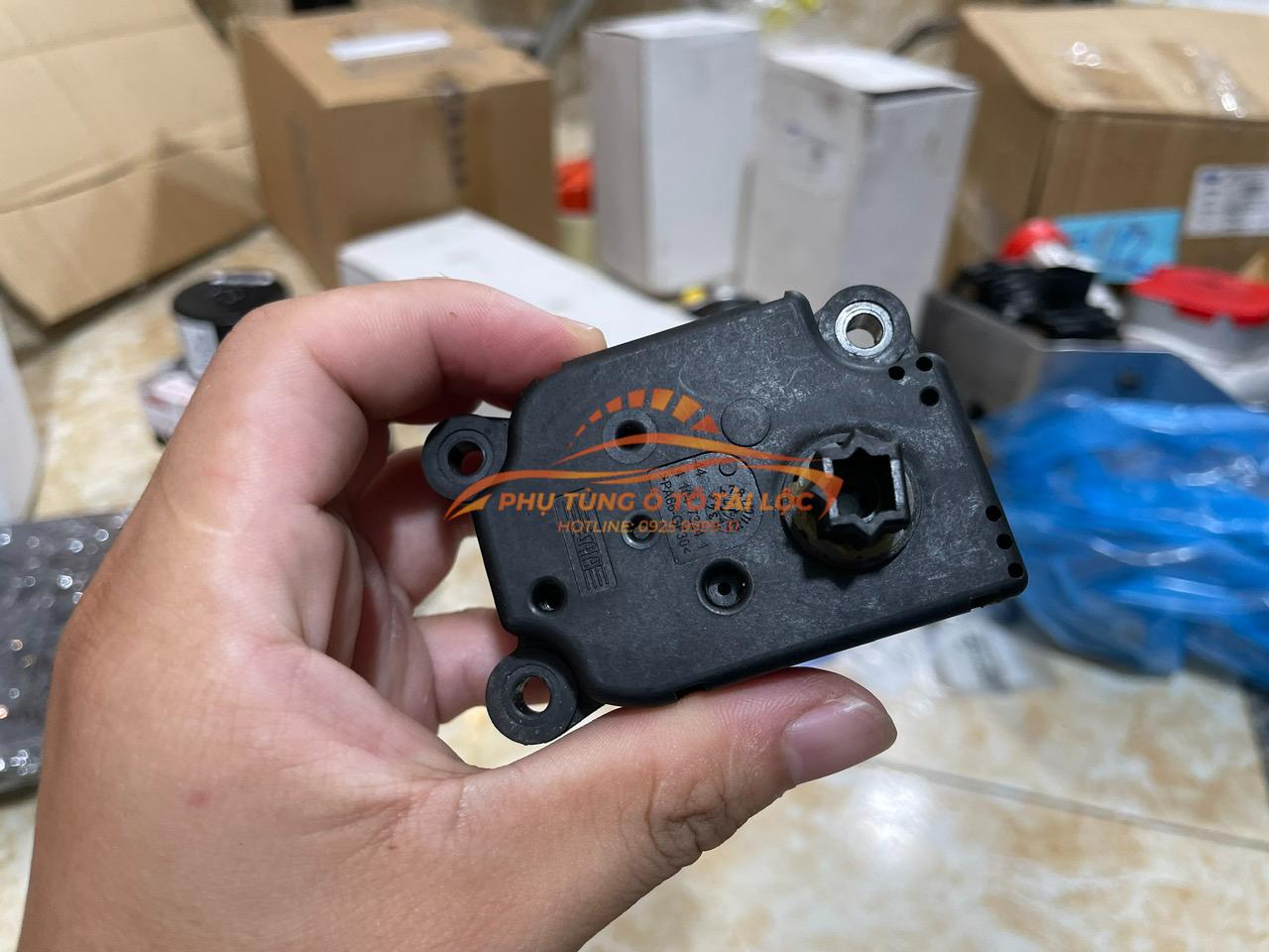 Mô tơ điểu khiển gió điều hòa ford focus 2005-2012 - 3M5H19E616AA / 1S7H19B634CA