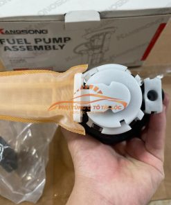 Cụm bơm xăng Ford Laser 2001-2005 ZL011335ZA