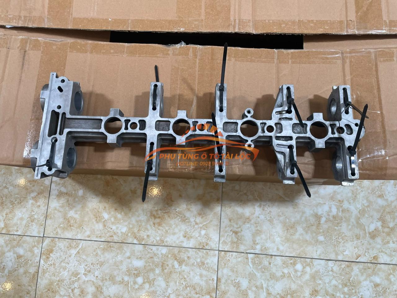Nắp giàn cò Ford Everest 2009-2015 WE0110100J