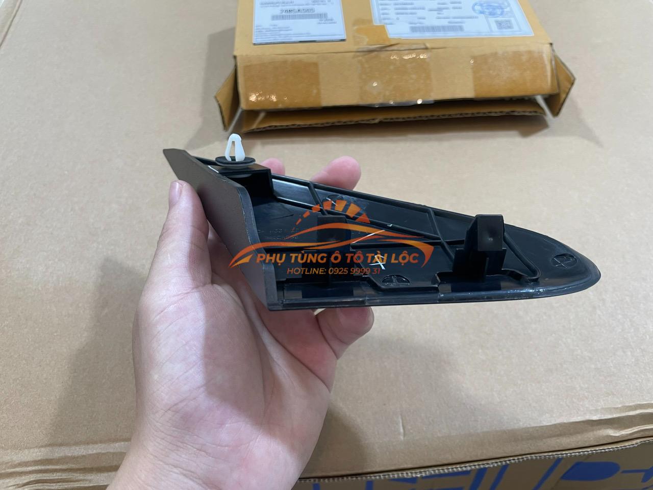 Ốp tam giác gương chiếu hậu Mitsubishi Attrage Mirage 7405A565