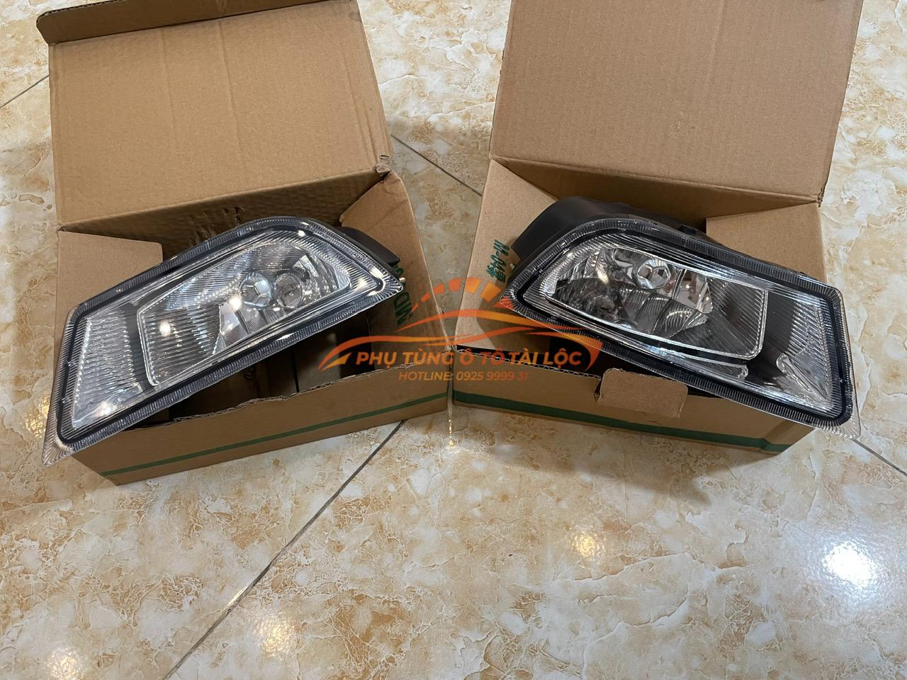 Đèn gầm Ford Mondeo 2004-2007 4S7115K202AAC