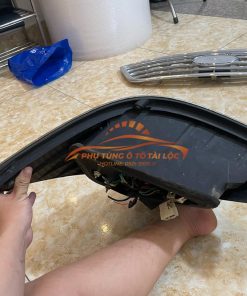 Đèn hậu Ford Mondeo 2004-2007 4S7113405AB
