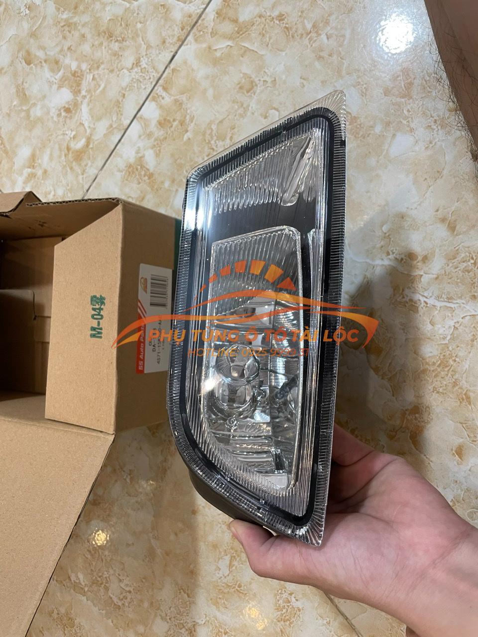 Đèn gầm Ford Mondeo 2004-2007 4S7115K202AAC