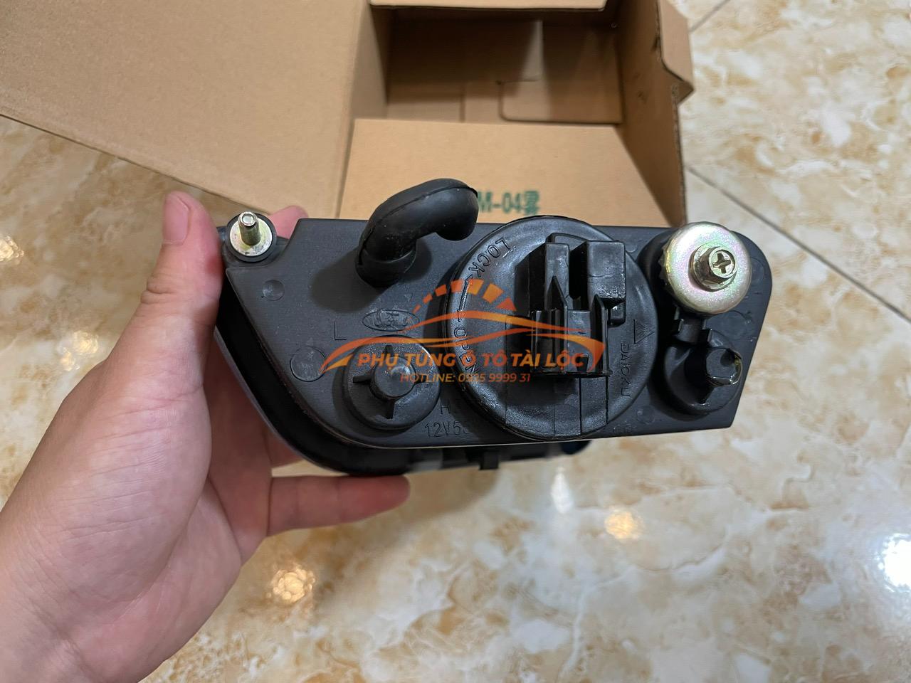 Đèn gầm Ford Mondeo 2004-2007 4S7115K202AAC