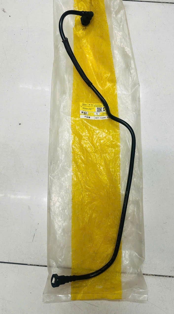 Ống nhiên liệu Ford Mondeo 2003-2007 - 4S719J280AA