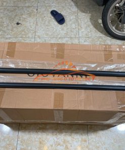 Nẹp ngoài chân kính Ford Focus 2005-2012 - 4M51A20562AJ