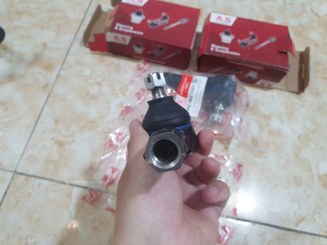 Rotuyn lái ngoài Mazda 626 2001-2006 8AG432280 - Ảnh 2