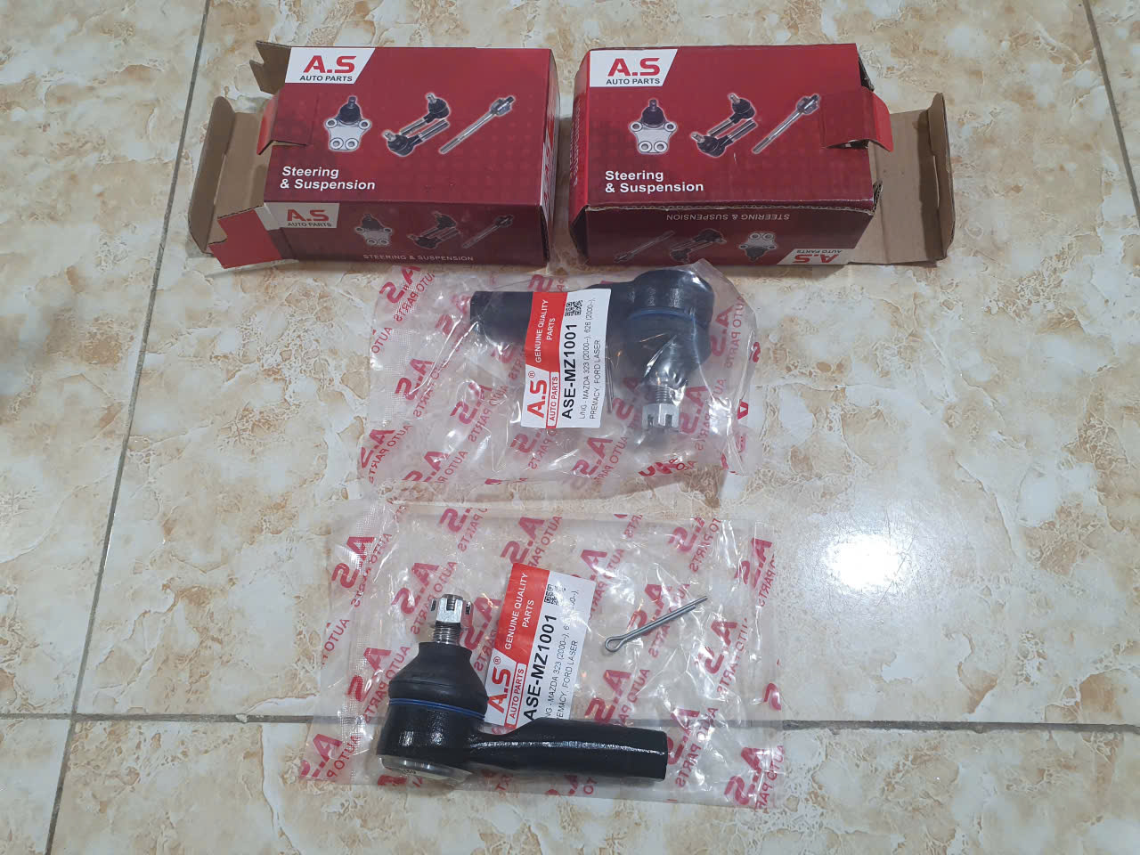 Rotuyn lái ngoài Mazda 626 2001-2006 8AG432280