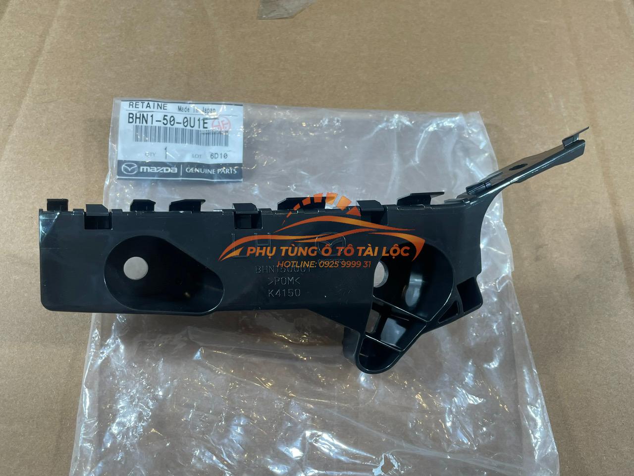 Tai cài cản trước Mazda 3 2015-2019 BHN1500U1E