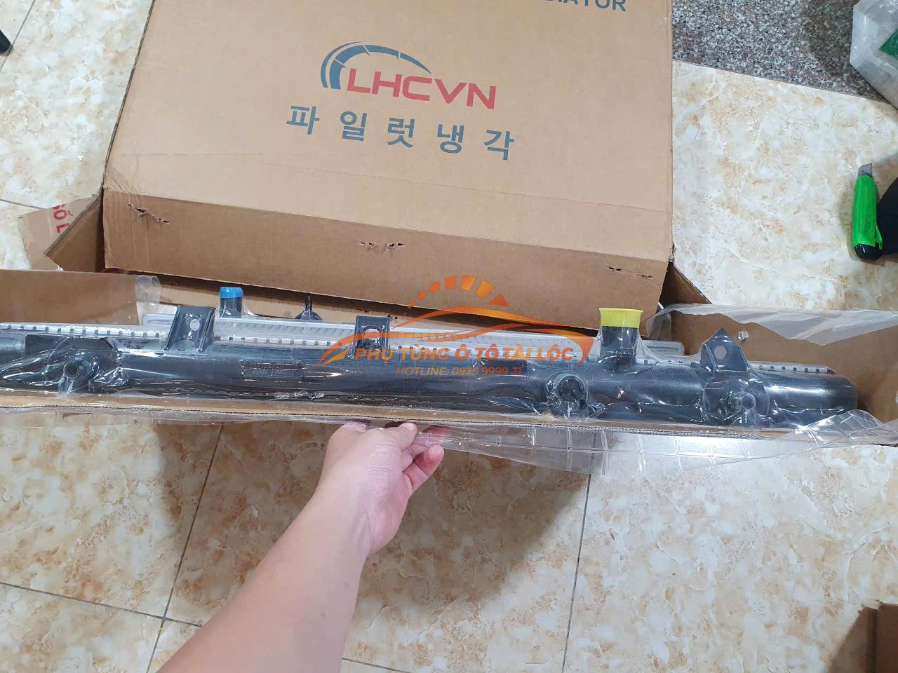 Két nước Ford Laser 2001-2005 – ZL3315200
