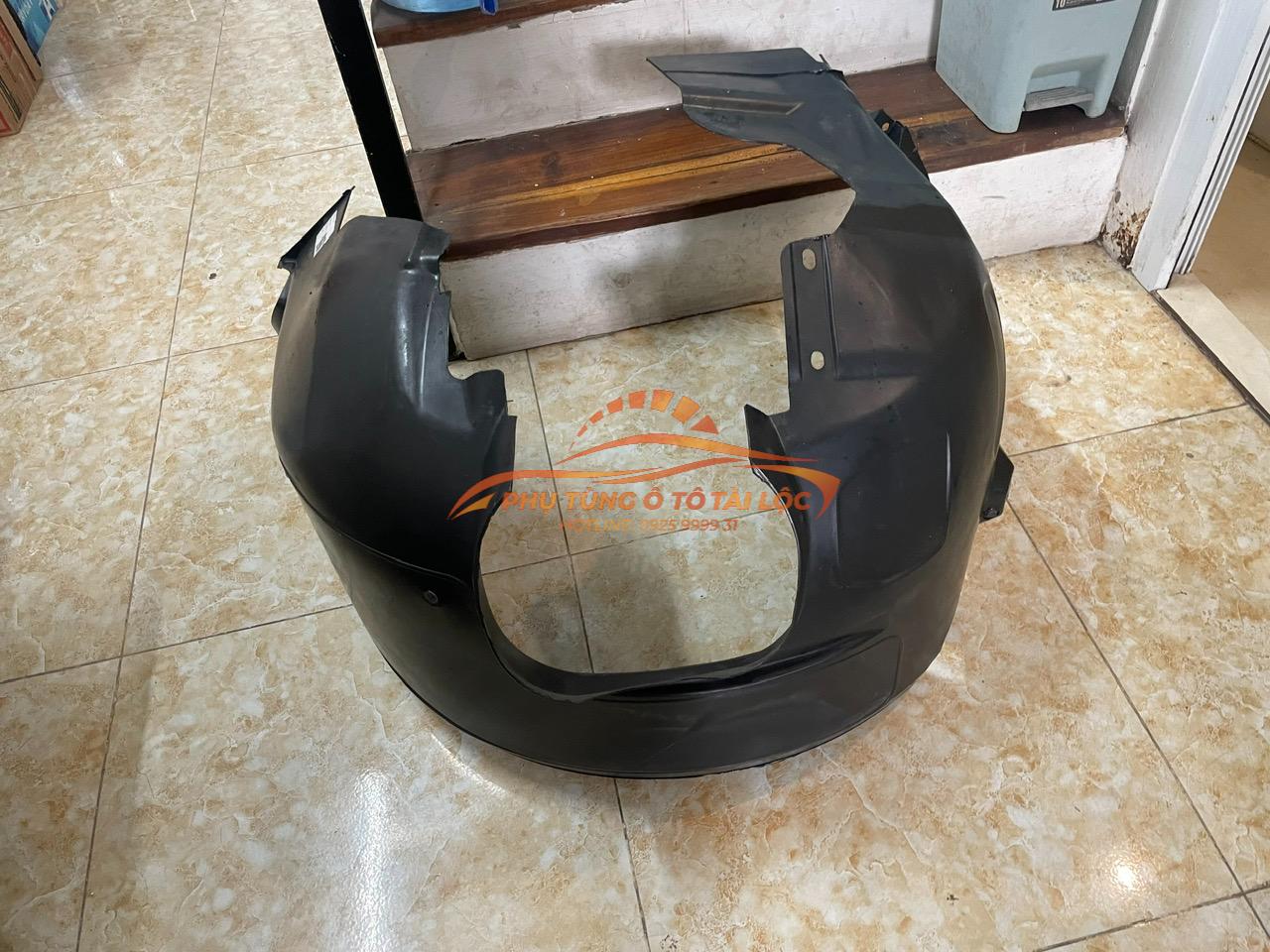 Chắn bùn lòng vè trước Ford Focus 2013-2019 – AM51R16114B